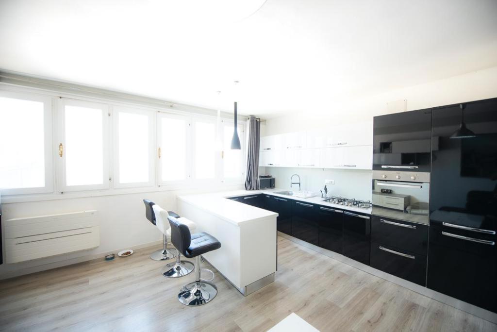 Loft 51 Lägenhet Olbia Exteriör bild