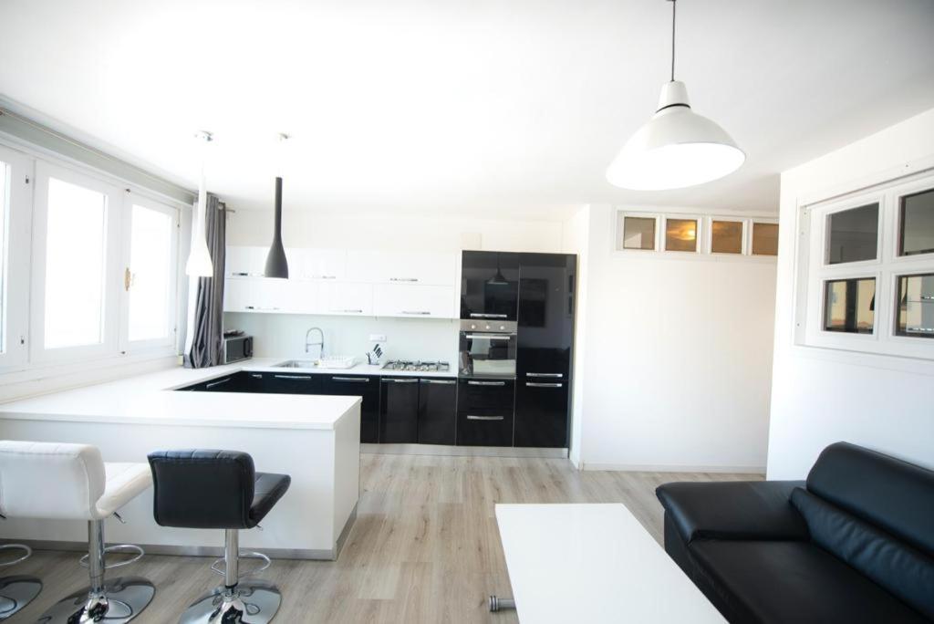 Loft 51 Lägenhet Olbia Exteriör bild